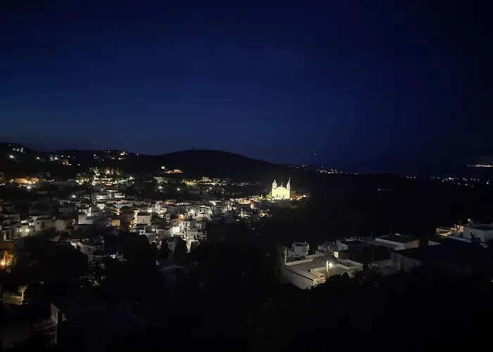 Aloni Stone With Private Parking Ferienhaus