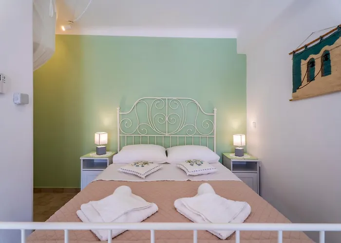 Ferienhaus Aloni Stone With Private Parking Lefkes (Paros)