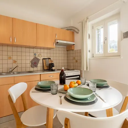 Aloni Stone With Private Parking Dom wakacyjny Lefkes (Paros)