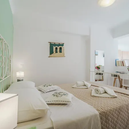 Aloni Stone With Private Parking Dom wakacyjny *